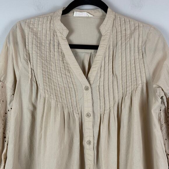 Mazik Top Womens Small Beige Button Front Eyelet Bell Sleeve Pleated Blouse Boho - Picture 2 of 8